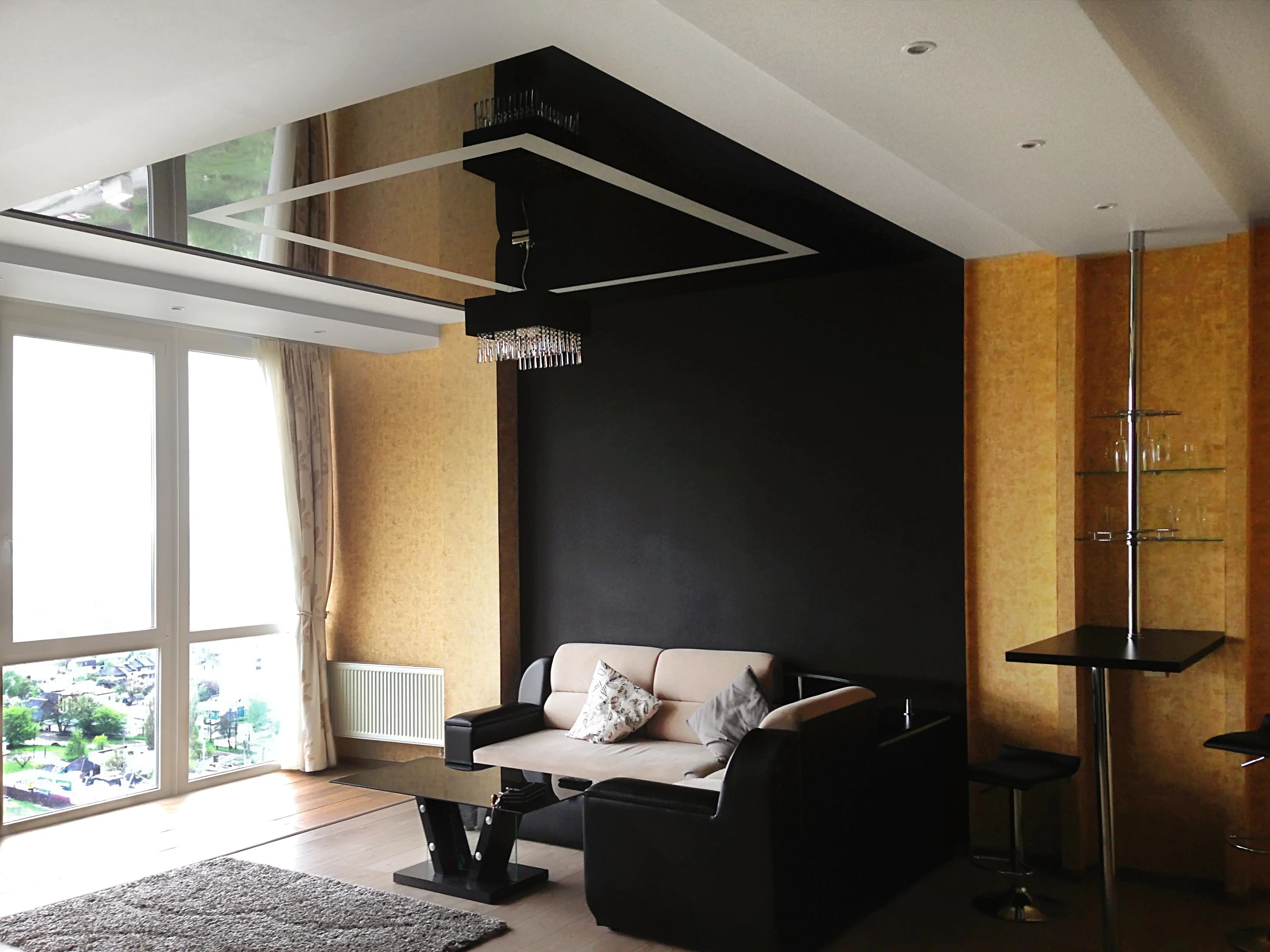 How to Use a Metallic Acrylic Sheet in Interior Design Without Overdoing It