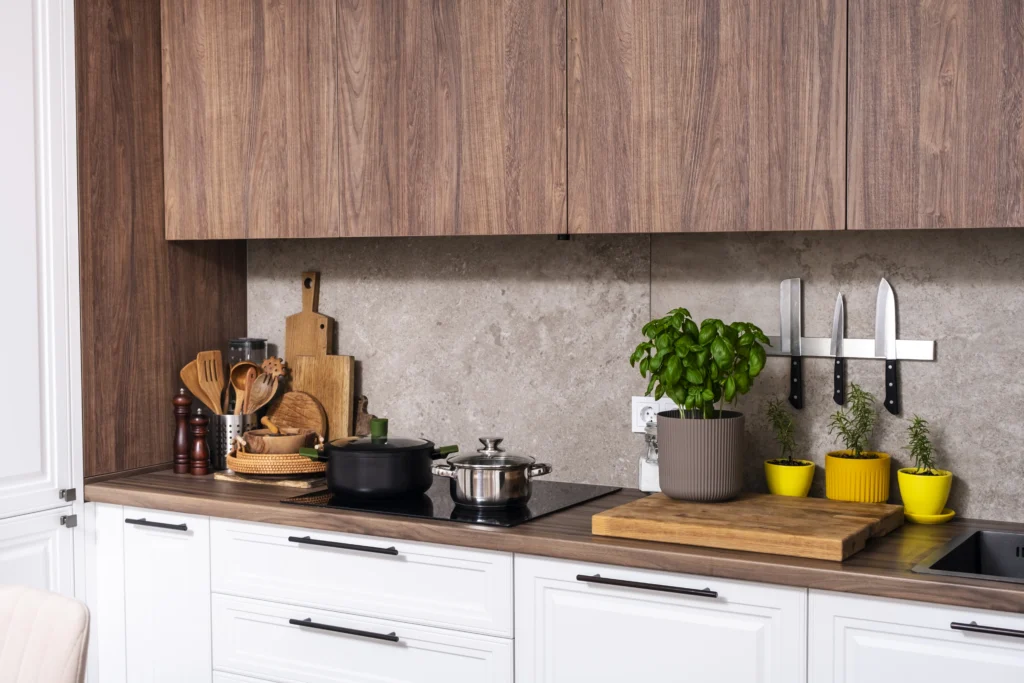 Best Laminates for Kitchen Cabinets in India – Waterproof, Durable Finishes Guide